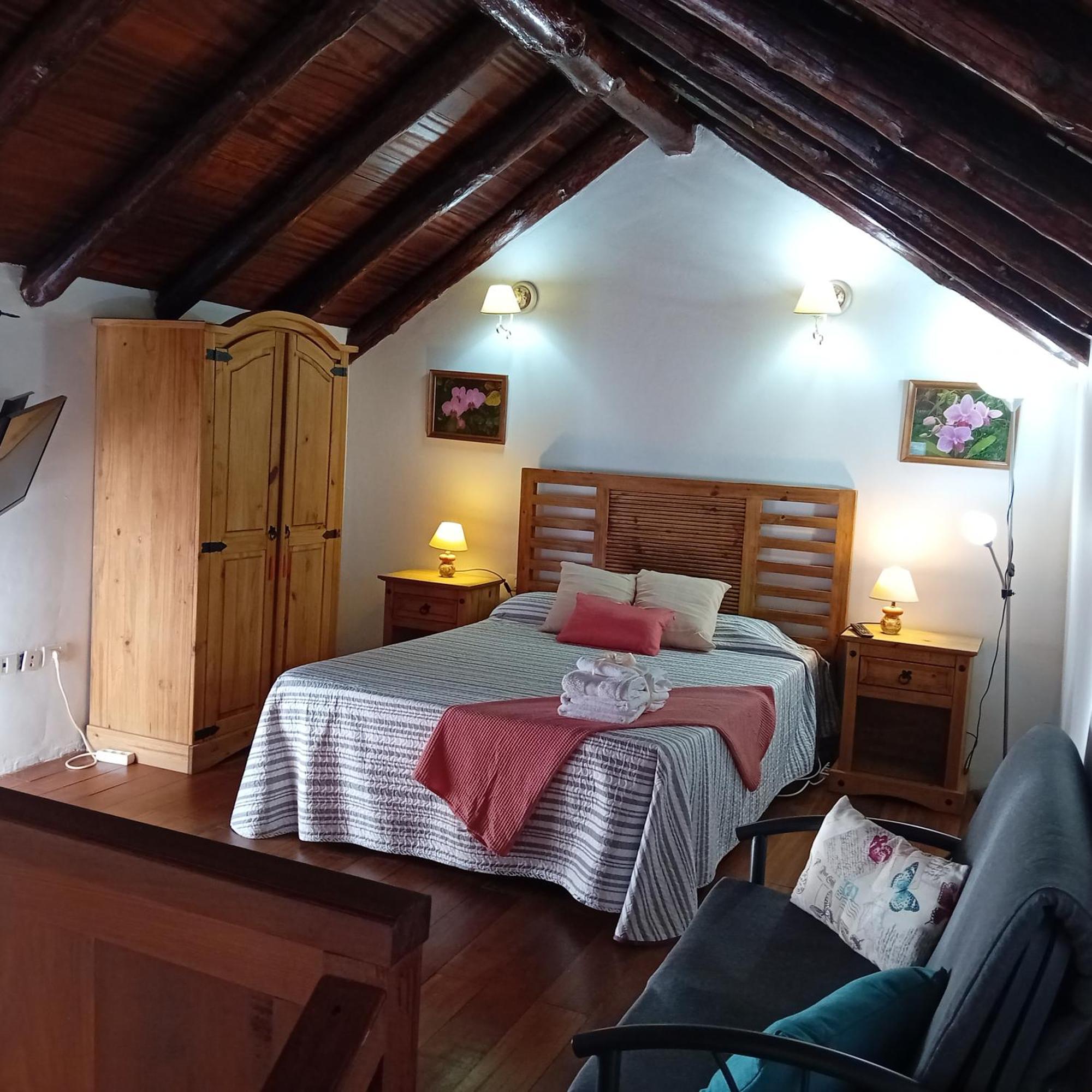 Maison d'hôtes Stunning Rustic House El Pinar & Wifi Extérieur photo